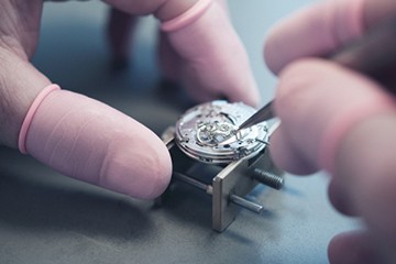 福州劳力士月相手表售后维修电话